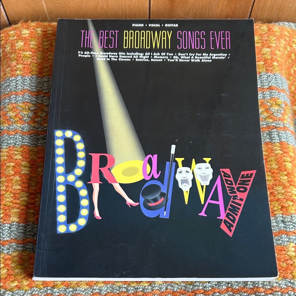 The Best Broadway Songs Ever : Hal Leonard corporation 1991